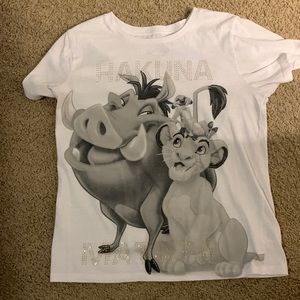 Black & white lion king Tee